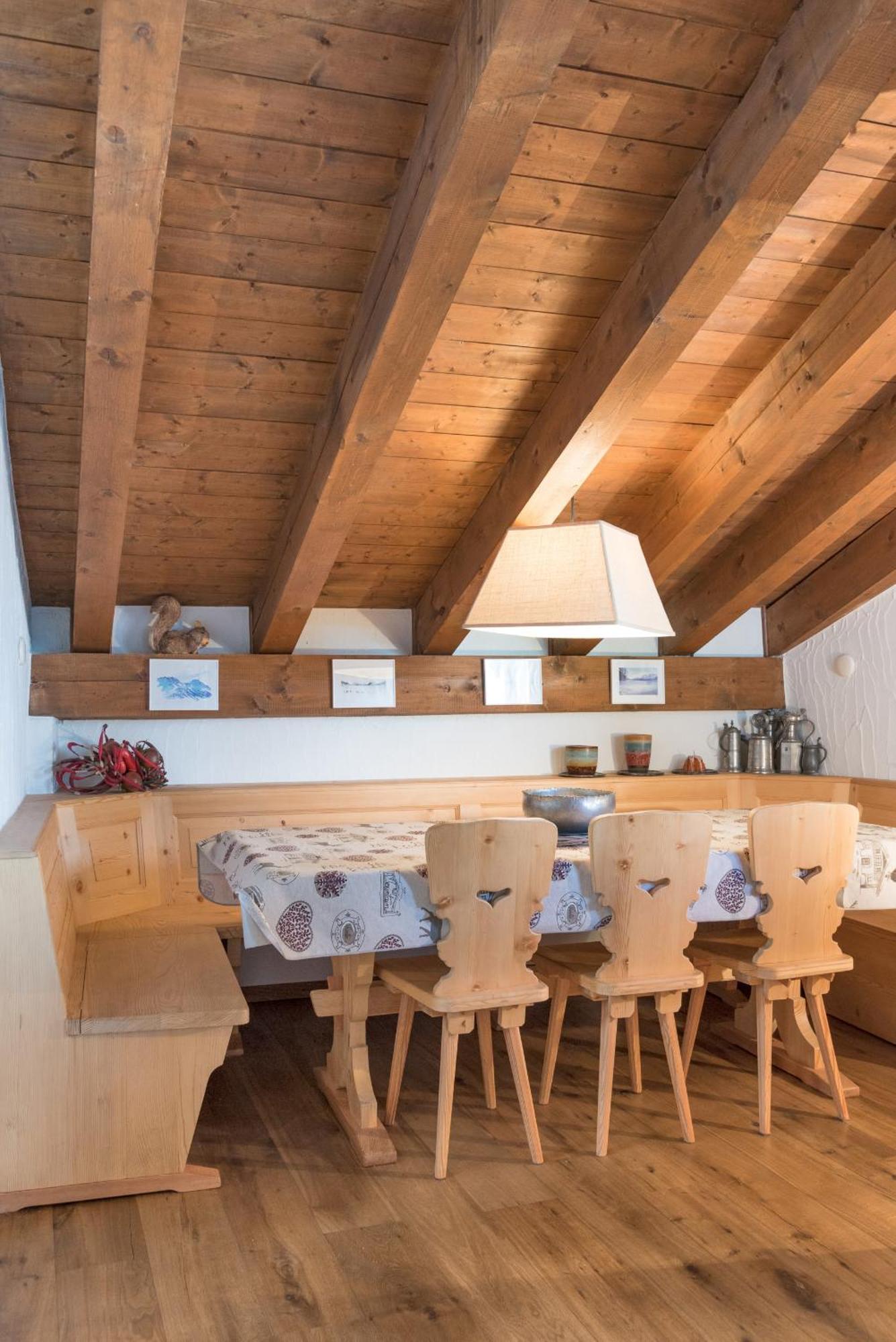 Chesa Seja - Zuoz Appartement Buitenkant foto