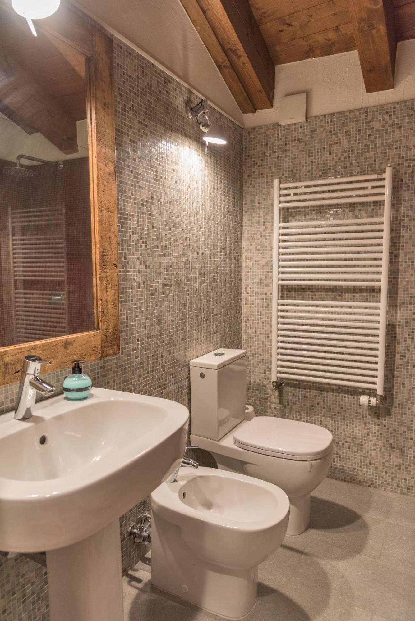 Chesa Seja - Zuoz Appartement Buitenkant foto