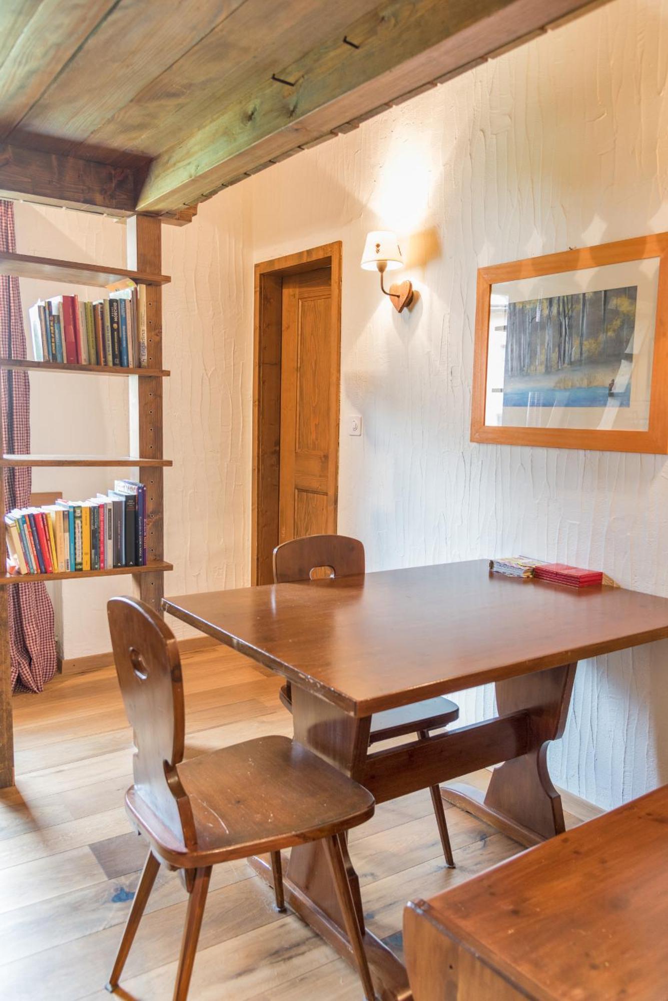 Chesa Seja - Zuoz Appartement Buitenkant foto