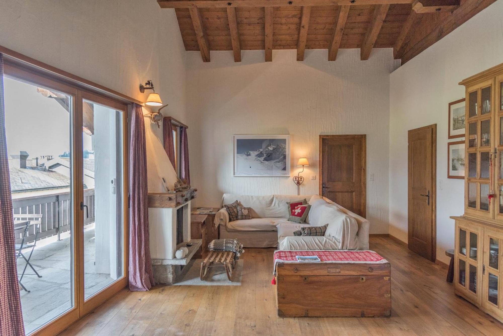 Chesa Seja - Zuoz Appartement Buitenkant foto