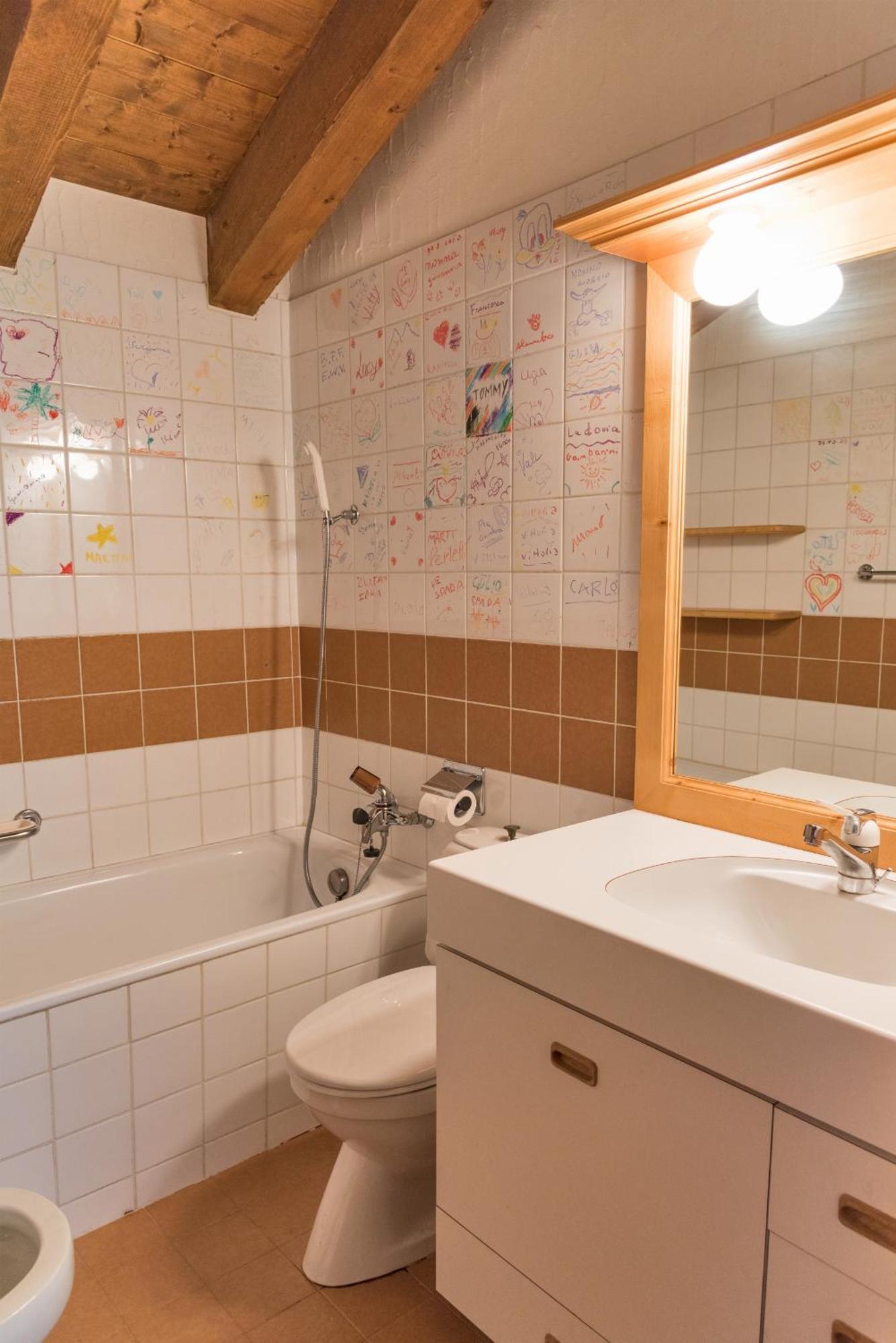 Chesa Seja - Zuoz Appartement Buitenkant foto
