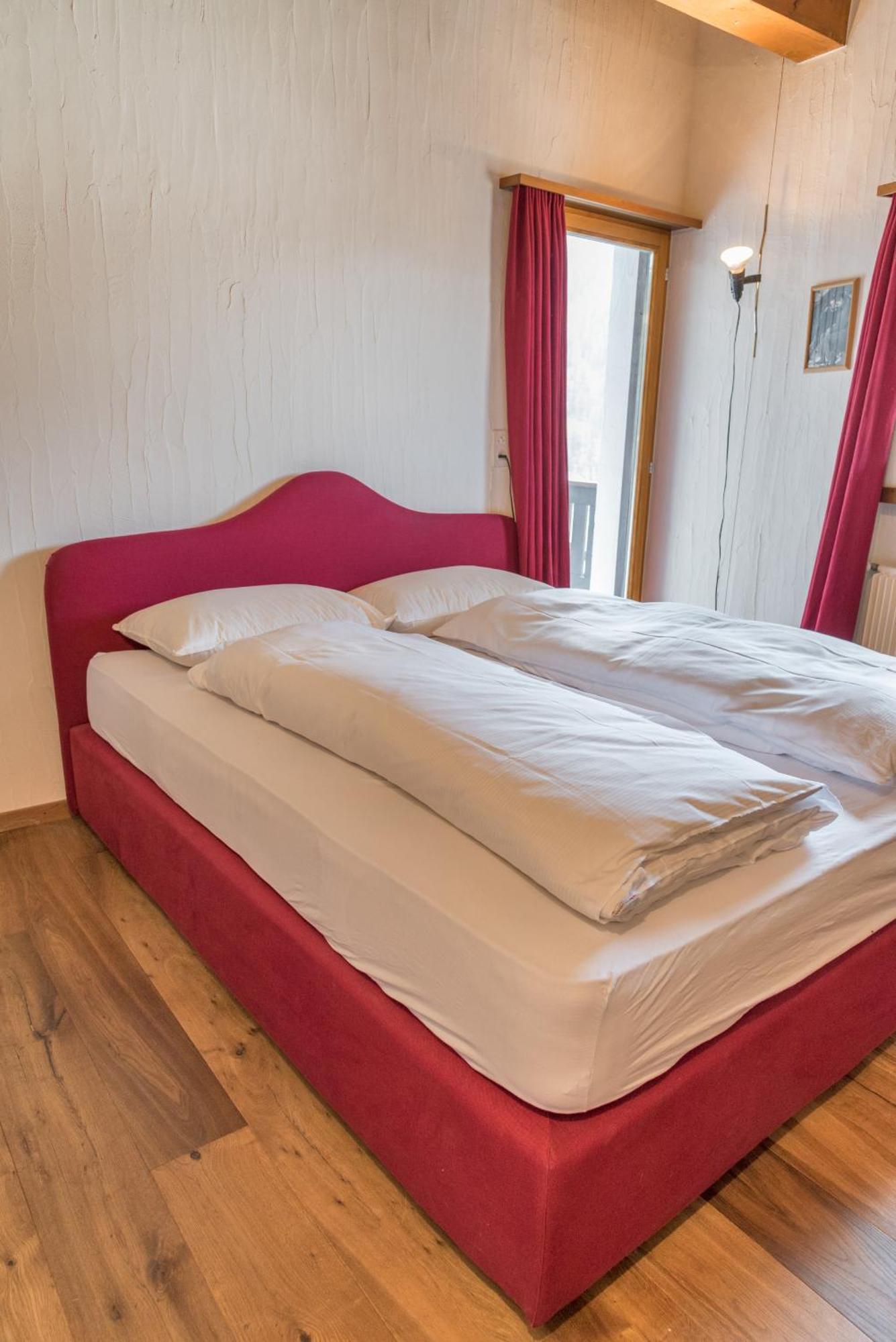 Chesa Seja - Zuoz Appartement Buitenkant foto