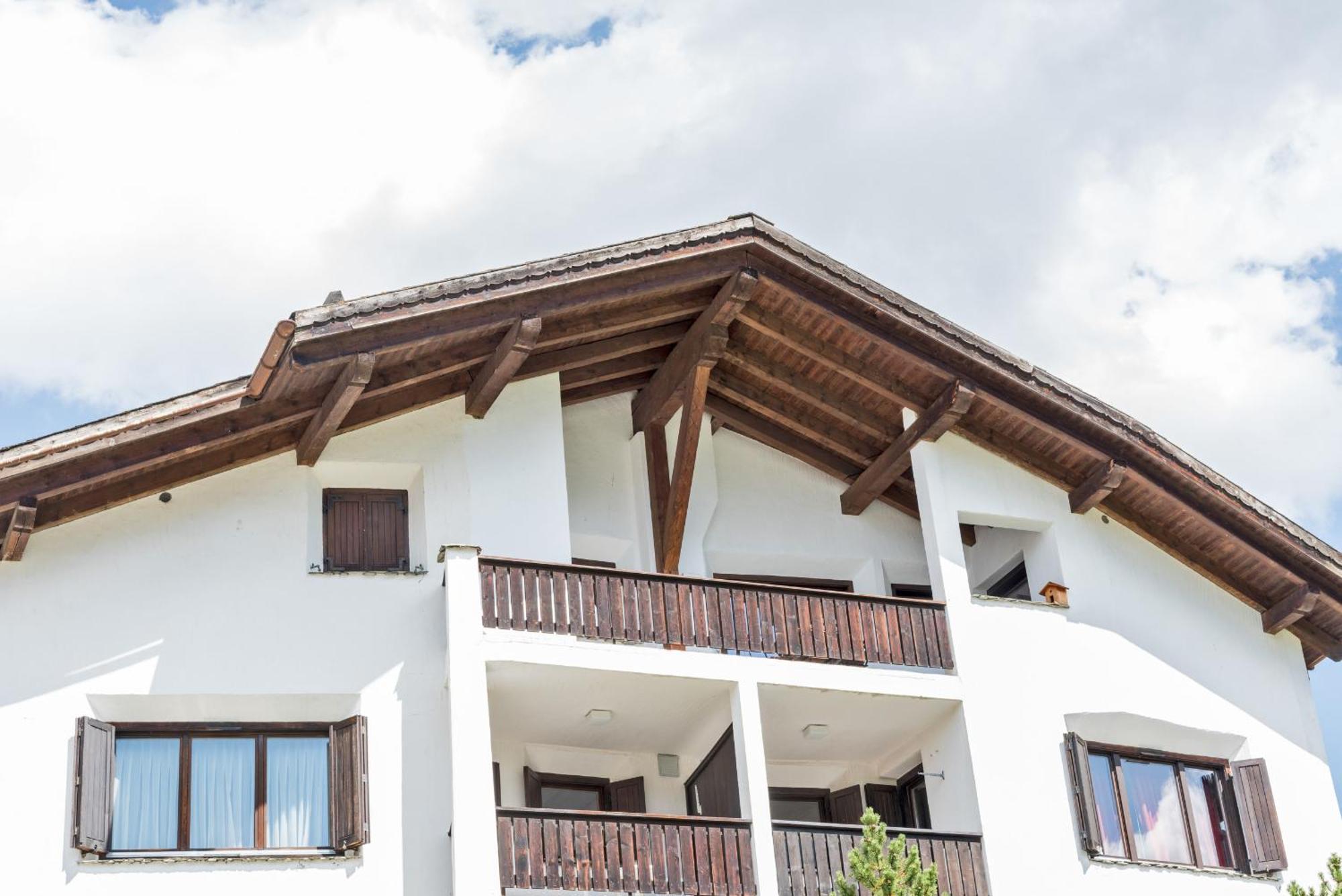 Chesa Seja - Zuoz Appartement Buitenkant foto