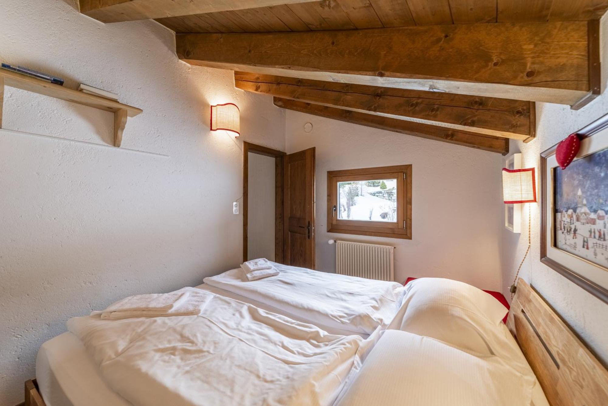Chesa Seja - Zuoz Appartement Buitenkant foto